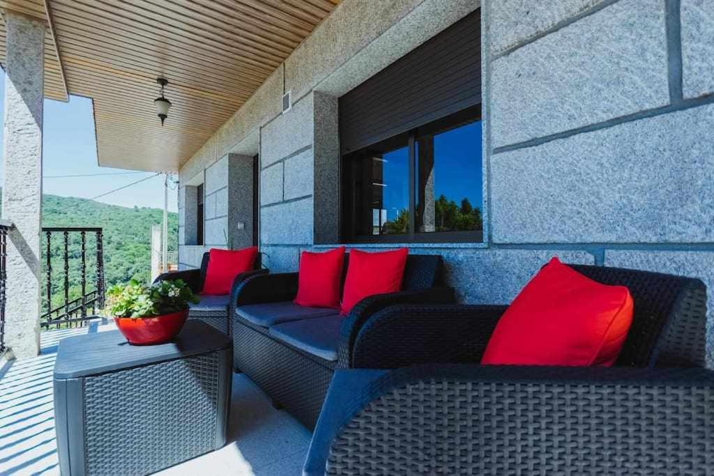 Casa Ourense Guxinde A Pereira Exterior photo